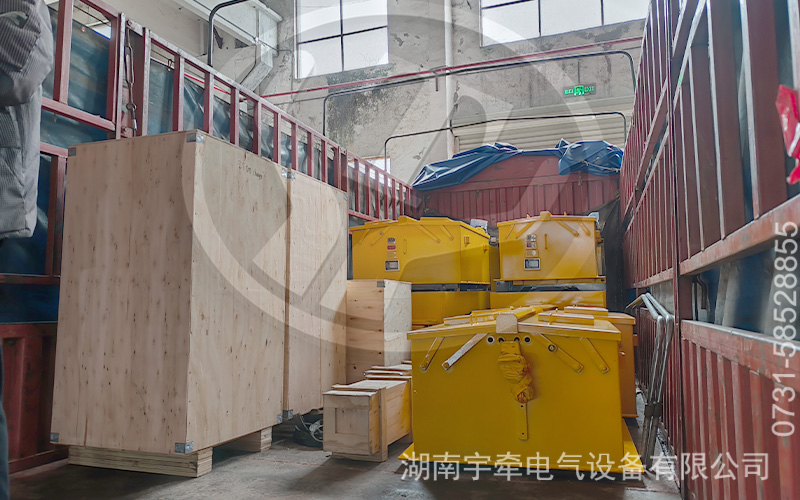 礦用蓄電池電機車出口海外 4.jpg